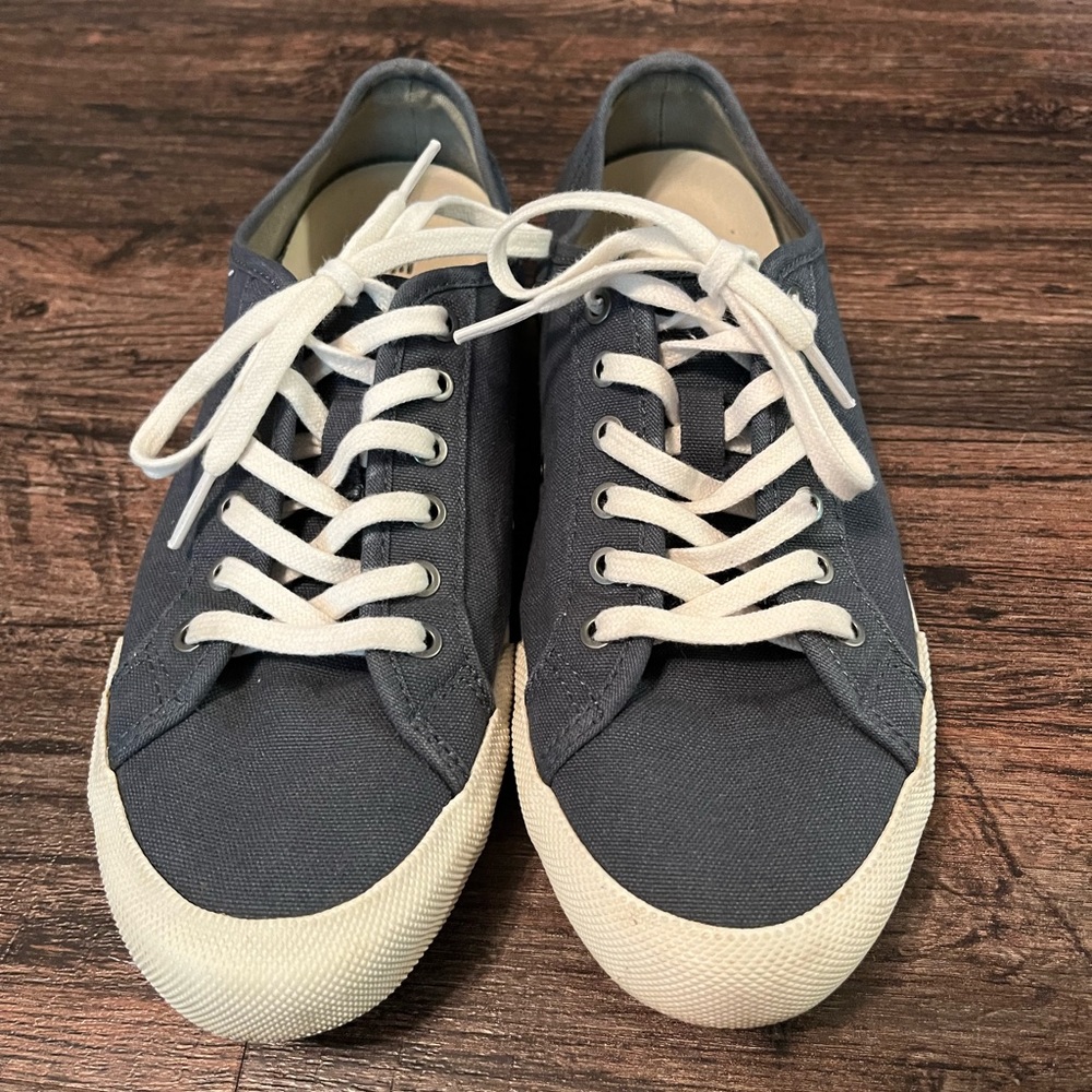 SeaVees Monterey Standard Womens 8